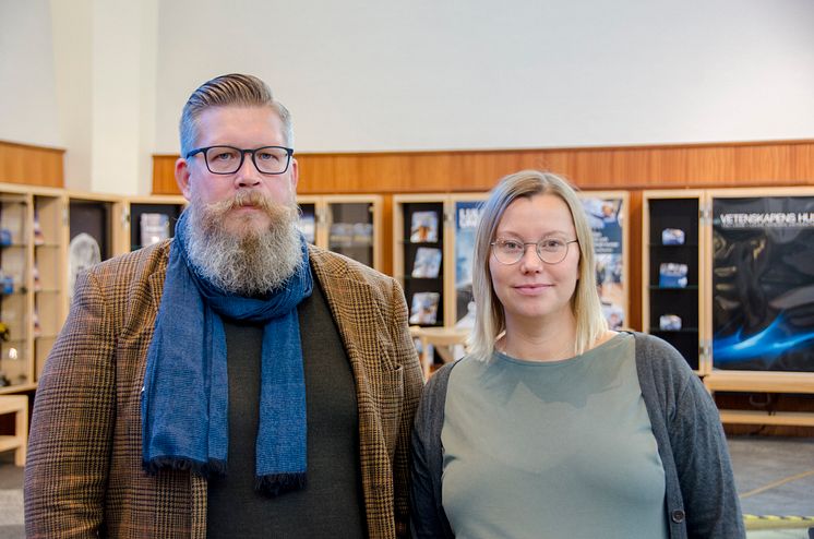 Simon Matti, professor i statsvetenskap vid Luleå tekniska universitet och Charlotta Söderberg, forskare i statsvetenskap vid Luleå tekniska universitet