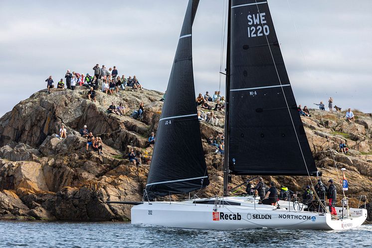 Tjörn runt -23. Startnr 202. Ola Sandell. Foto Dan Ljungsvik (1)