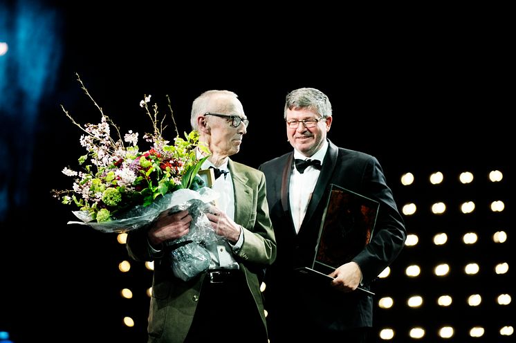 Klaus Hoffmeyer modtog Bikubens Hæderspris 2013