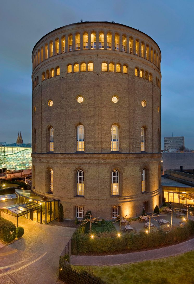 Wasserturm Hotel Cologne_Aussenansicht.jpg