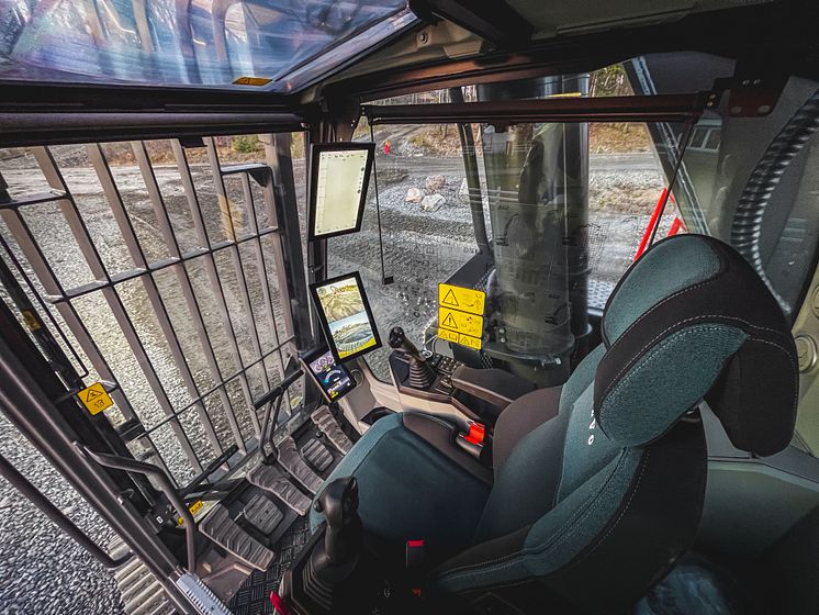 Volvo EC400 och EC500 High Reach - Demolition Assist