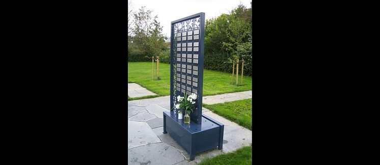 Memory minnestavla. Design, Løvetanna Landskap