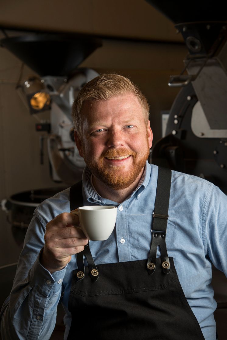 Brennemester Steinar Svenning hos Sørlandet Kaffebrenneri/Cemo