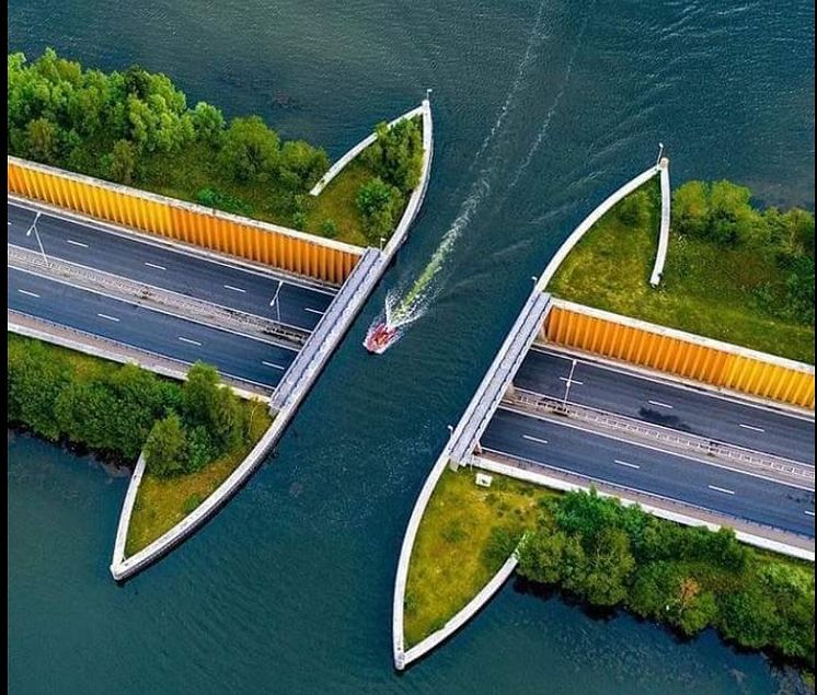 veluwemeer-aqueduct-birdseye-view