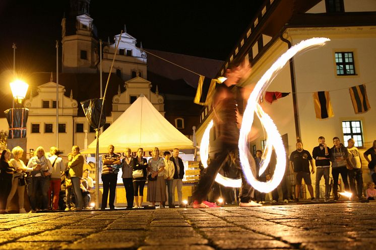 Straßen- und Lichtkünstler treten in Torgau auf