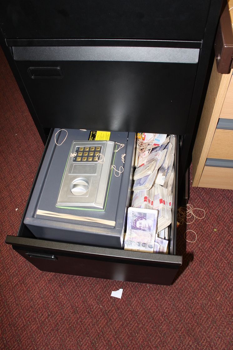 Cash seizure.JPG