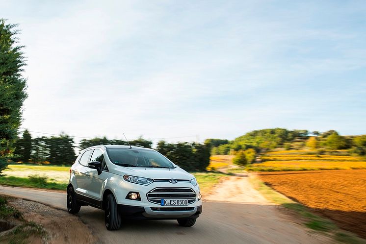 Megérkezett Magyarországra a vadonatúj Ford EcoSport; egy kisautó praktikumát és alacsony fogyasztását egy SUV térkínálatával és sokoldalúságával párosítja