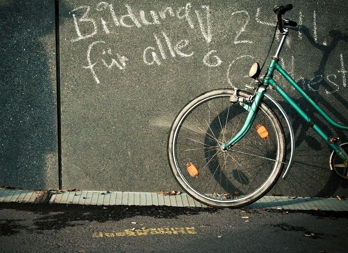 Bildung_für_alle_Fahrrad_300dpi_photocasebaah777655780212