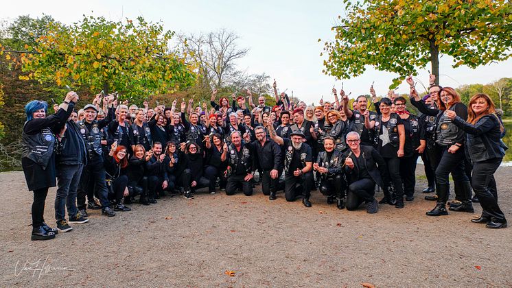 Gruppenfoto Calligraphy Cut und Barber Angels Oktober 2019