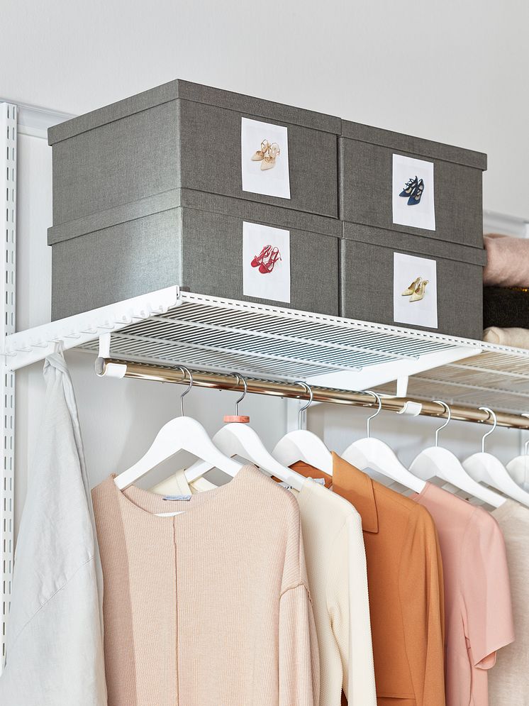 Elfa-garderobe-innredning-soverom-sesongoppbevaring-sko