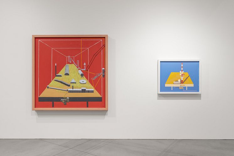 Installation view, Leonard Rickhard, Between Construction and Collapse, Astrup Fearnley Museet, 2024. Photo: Christian Øen. Left: Vårlig modell mot rød bakgrunn, 1995, private collection. Right: Modellbord II, 2002 - 2004, Telenor Art Collection.