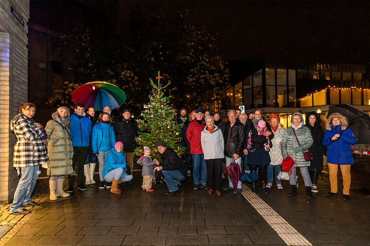 Gruppenbild_Weihnachten in der Schloßstraße