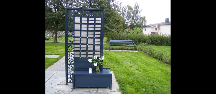 Memory minnestavla. Design, Løvetanna Landskap