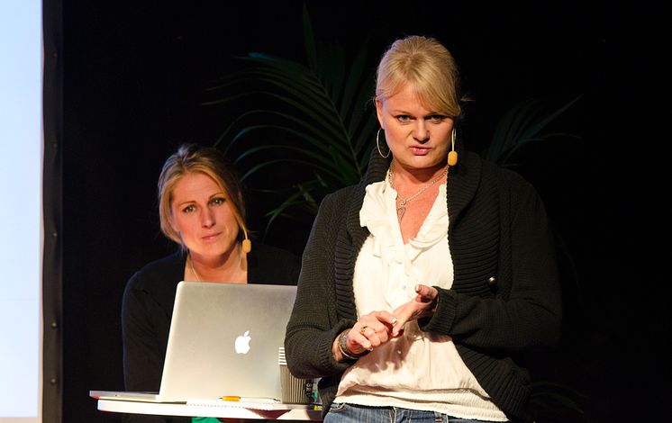 Anette Norberg och Erica Johansson på Logistik & Transport 2011
