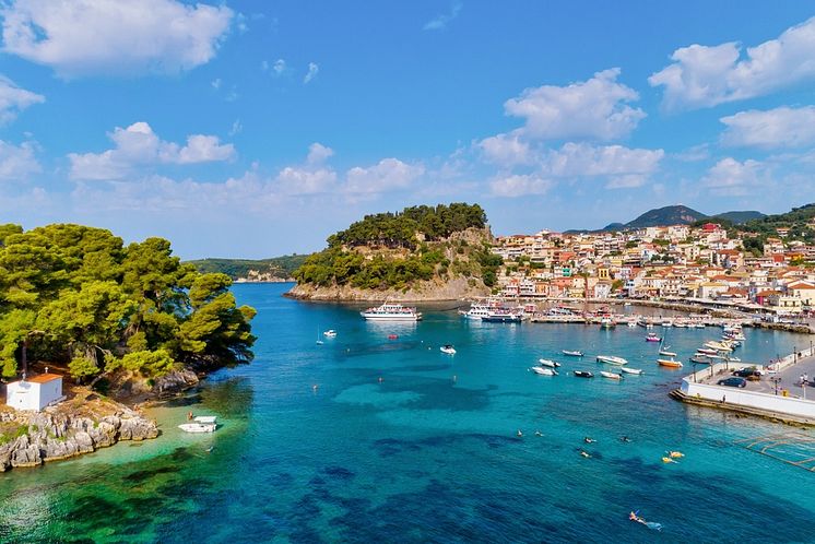 x1000w-Parga 1 Apollo.jpg