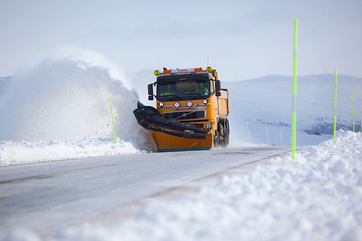 Vägunderhåll i Arjeplog foto Patrick Trägårdh.jpg