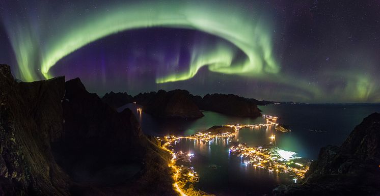 Northern lights from Reinebringen  in Lofoten - Photo - Alex  Conu - VisitNorway.com.jpg