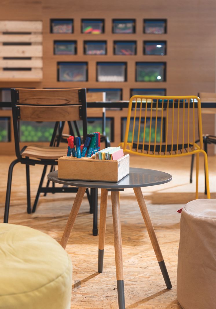 seminaris-hotel-lueneburg-meeting-room-think-tank-detail-press.jpg