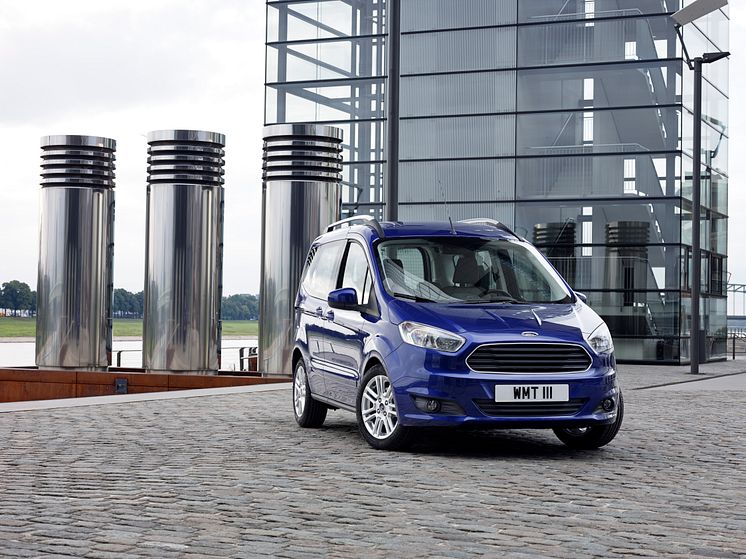 Nye Ford Tourneo Courier