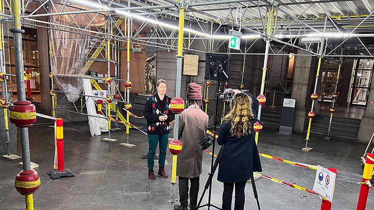 Lisa Månsson intervjuas av SVT foto Jonas Sverin