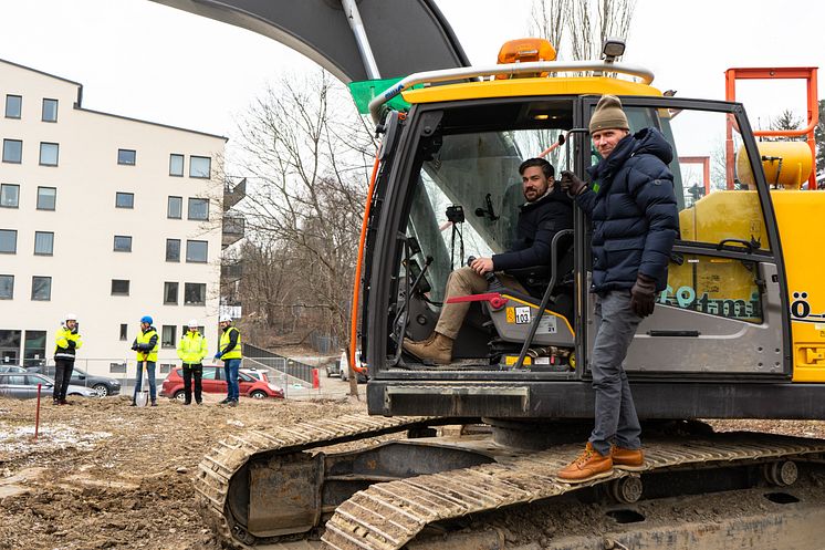 Den 11 mars 2021 togs det första spadtaget för Väsby Park