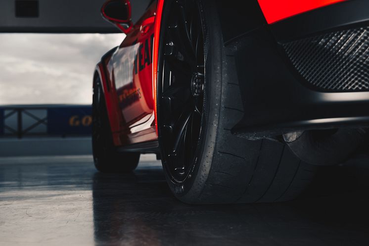 GOODYEAR_EF1SS_GT2RS_Pitbox_12