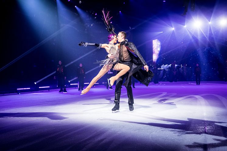 HOLIDAY ON ICE Produktion SHOWTIME zelebriert spektakuläre Highlights einer unvergleichlichen Erfolgsstory