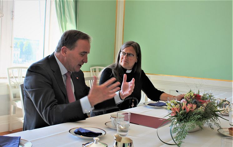 Löfven talar