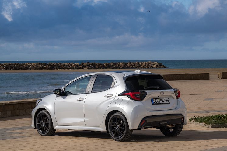 2024_mazda2-hybrid_spain_still-18_highres