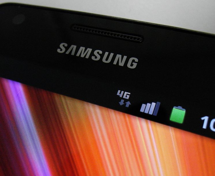 Samsung lanserar 4g-mobiler och 4g-surfplattor i Sverige