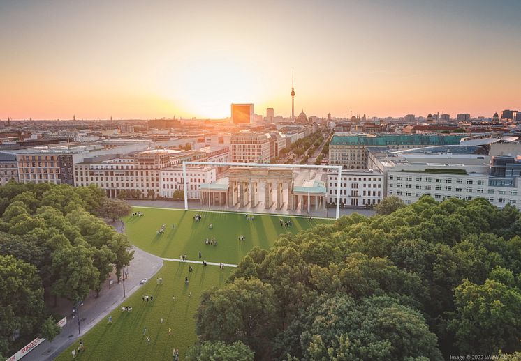 Brandenburger Tor football goal.jpg