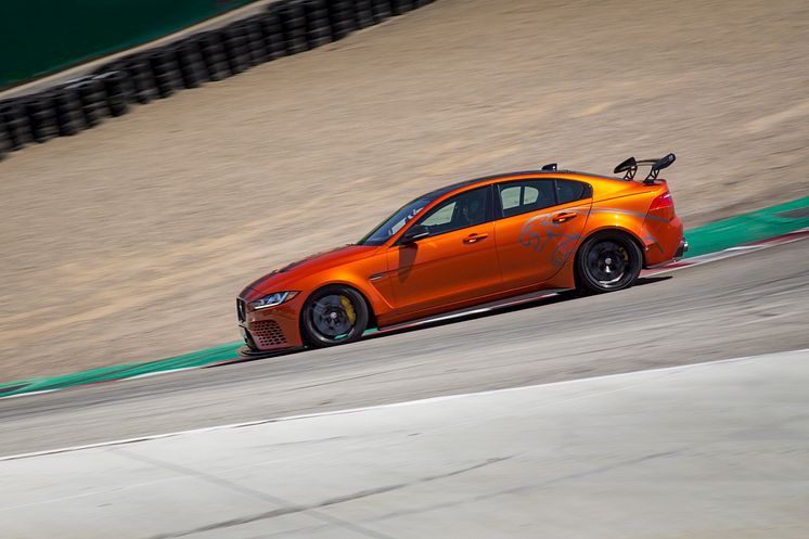 JaguarXE Project 8 - Californien2