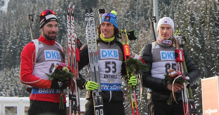 Henrik på pallen etter sprinten i Anterselva