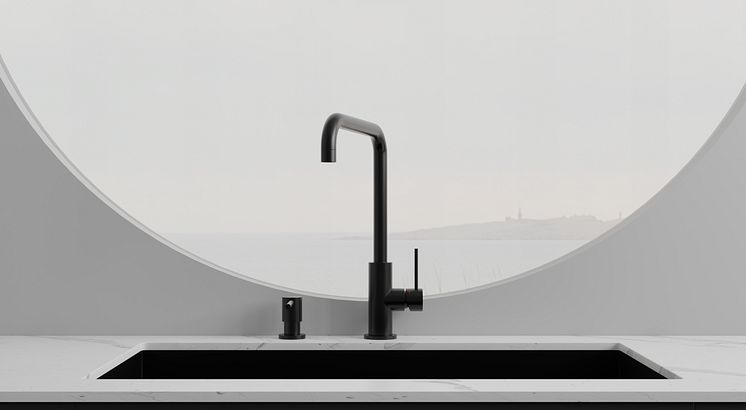 Primy Köksblandare Steel Mood Shadow 30133 & Primy Tvålpump Steel Clean Dispenser Shadow 35003