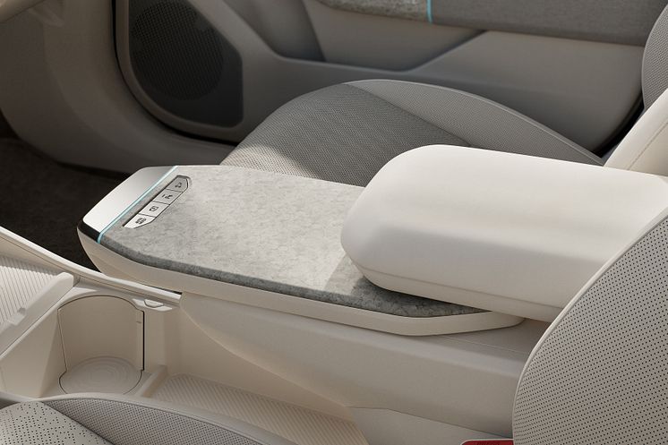 kia-ev4-sedane-baseline-int-static-print-3600x2400-1.jpg