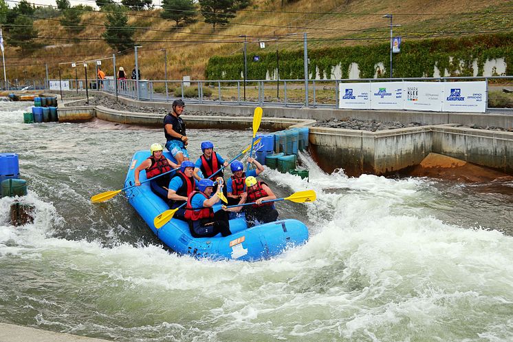 Kanupark Markkleeberg - Martin Dulig beim Wildwasser-Rafting