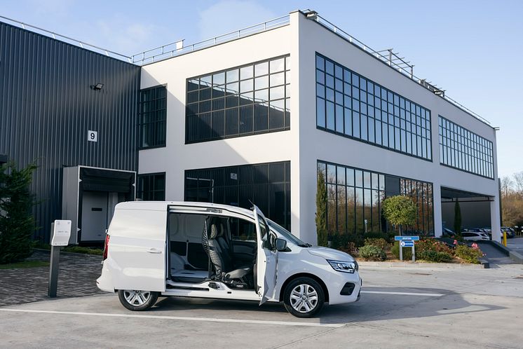 2022 - All-new Renault Kangoo Van E-Tech Electric (3)