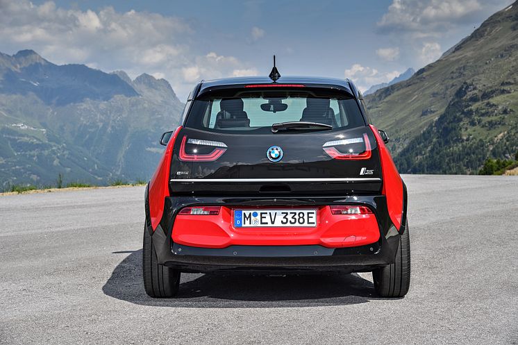 Nya BMW i3s