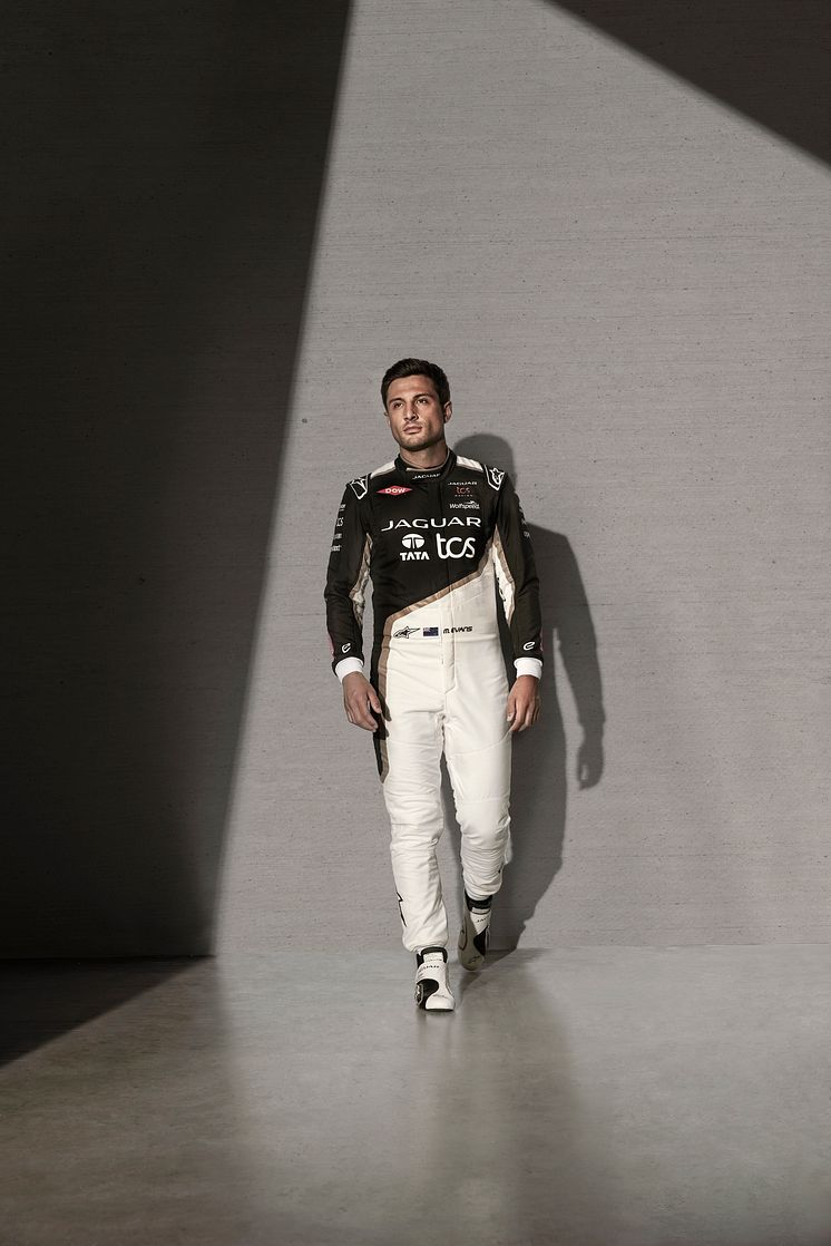 J_TCS_Racing_MitchEvans_Season10_2023_3