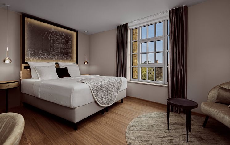 Bedroom_Wasserturm Hotel Cologne.jpg