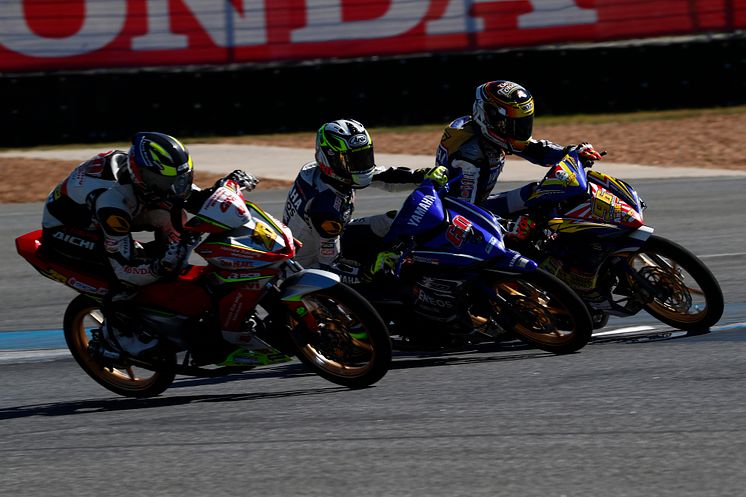 29_2017120401_ARRC_Rd6_Thailand-Anggi Setiawan選手とワヒュー・アジ・トリラクサナ選手