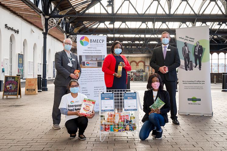 Juliet Ssekitoleko with Andy Leister, Rob Whitehead and BMECP volunteers