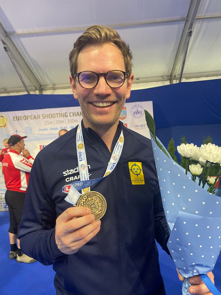 Svenskt EM-brons i standardgevär