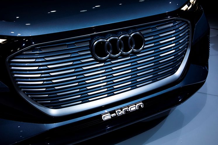 Audi Q4 e-tron front
