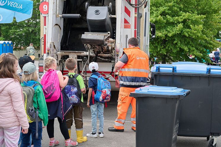 Veolia Weltumwelttag Döbeln_Abfallfahrzeug_Thomas Malik