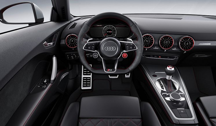 Audi TT RS Coupé - cockpit
