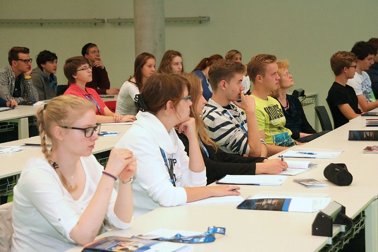 Erstes Schnupperstudium für Schülerinnen und Schüler