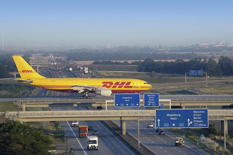 DHL Express -  flygplan