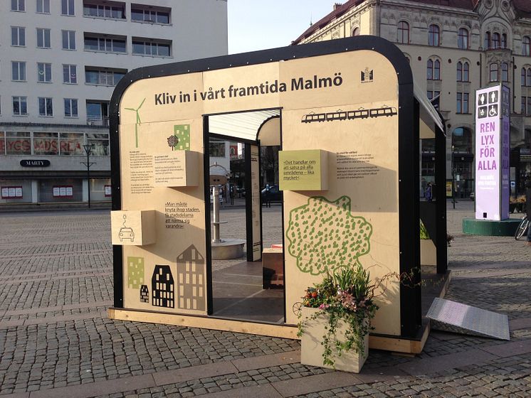 Utställning på Gustav Adolfs torg -  Spana in vårt framtida Malmö!