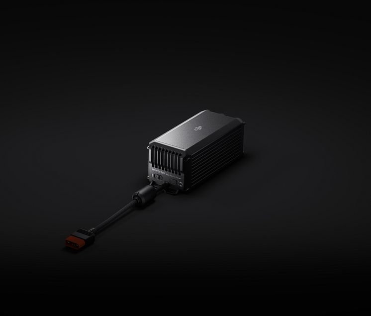 DJI Power 1kW Super Fast Car Charger (2).jpg
